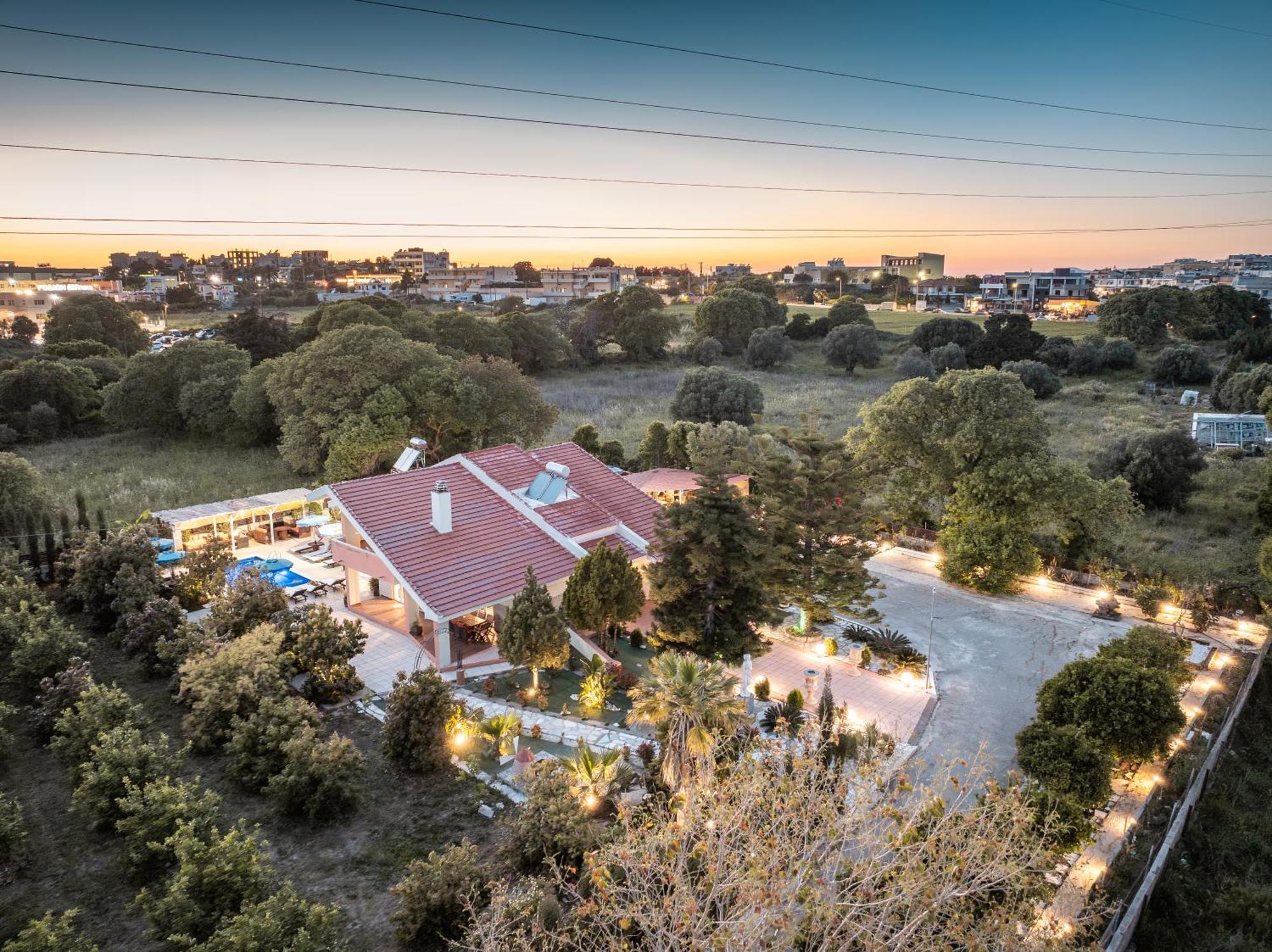 Artzy Villa Rhodes City 외부 사진